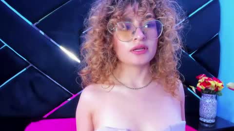 Emy  online show from September 18, 9:17 pm