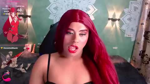 Snapshot of emili_roux chatting on December 30, 3:35 pm Emili roux online show from December 30, 3:35 pm