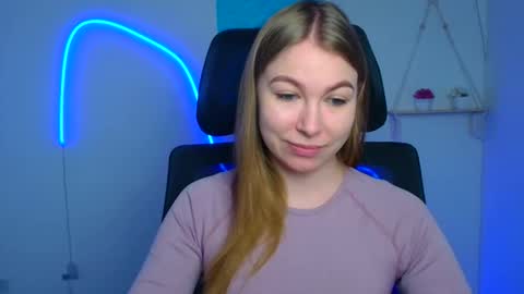 Emilia online show from February 19, 12:56 pm