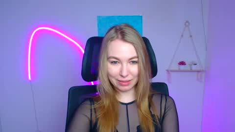 Emilia online show from February 26, 6:23 am