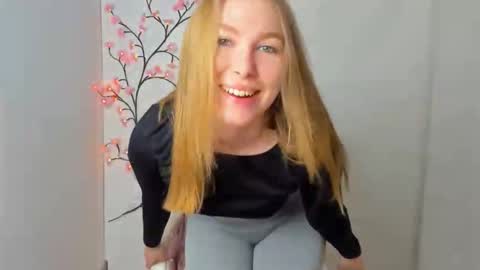 Emilia online show from May 2, 5:45 am