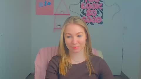 Emilia online show from May 12, 5:37 am