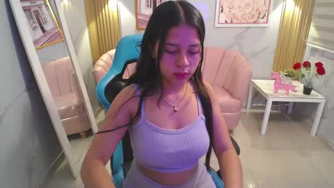 Emilia  online show from October 10, 4:33 am