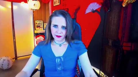 Emilia Bedy online show from November 30, 5:11 am