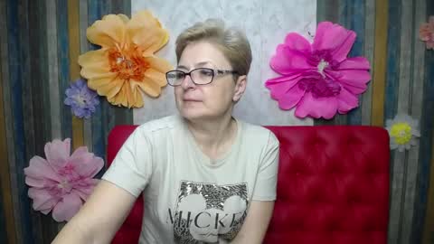 EmiliaGree online show from May 15, 5:31 pm