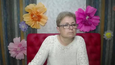EmiliaGree online show from May 28, 6:27 pm