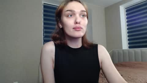 Emi online show from November 1, 8:00 pm