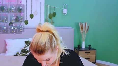 emiliastanley online show from February 3, 5:49 am