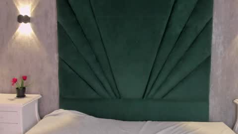 Snapshot of emiliclarke_ chatting on March 26, 11:38 am Emilie online show from March 26, 11:38 am