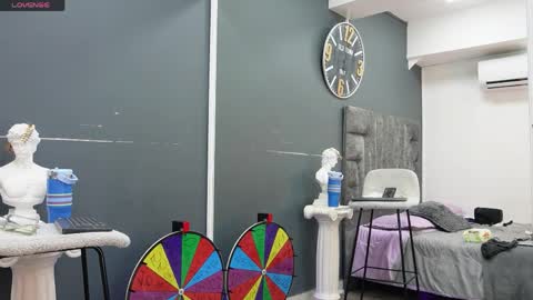 Emilio online show from March 28, 10:37 am