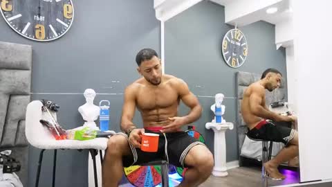 Emilio online show from May 8, 11:04 am