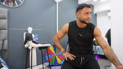 Emilio online show from May 15, 11:28 am