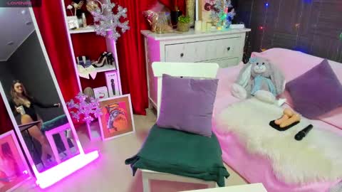 Emiliya online show from December 11, 2:19 am