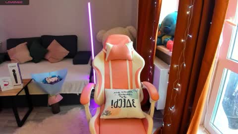 Snapshot of emiliyaqueen chatting on January 11, 6:40 am Emiliya online show from January 11, 6:40 am