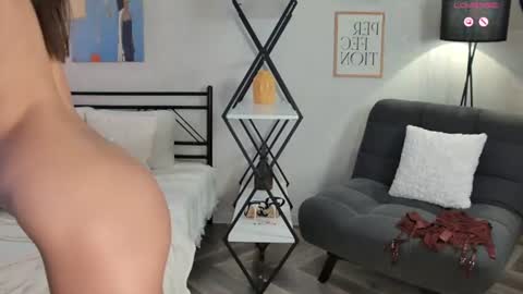 Emiljanna online show from June 28, 3:40 pm