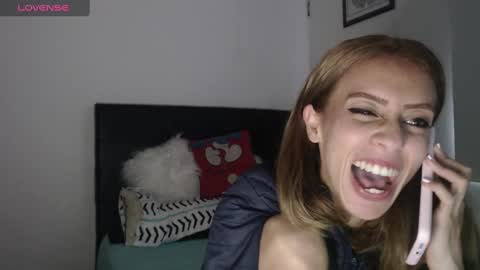 Emilly Gomez online show from February 13, 9:17 pm