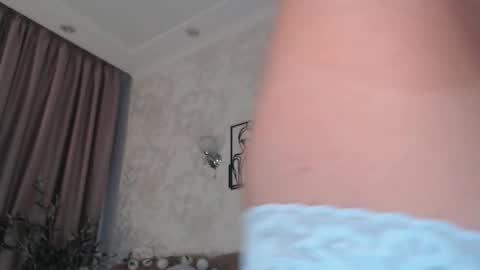 Emily online show from September 23, 7:39 pm