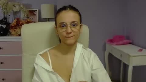 Emilly online show from January 20, 7:36 am