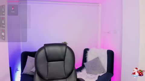 Emily online show from September 28, 5:13 am