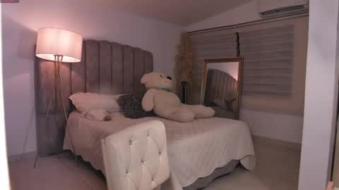  emily valentina     online show from May 23, 3:05 pm