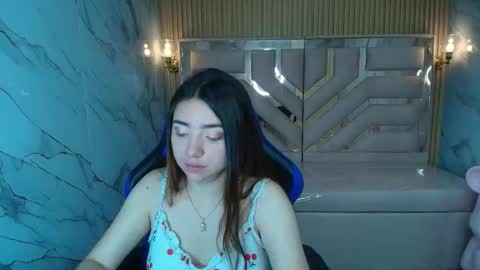 Emily online show from February 4, 12:44 pm