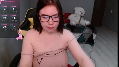 Emily 3 online show from September 23, 1:30 am