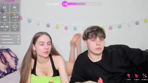 Snapshot of emily_and_ilumi chatting on January 27, 10:27 pm emily_and_ilumi online show from January 27, 10:27 pm