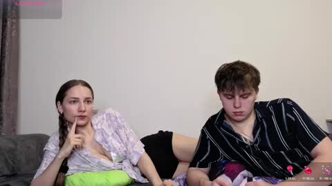 Snapshot of emily_and_ilumi chatting on December 4, 5:43 pm emily_and_ilumi online show from December 4, 5:43 pm