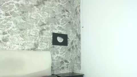 Snapshot of emily_castillo_1 chatting on March 11, 7:15 am emily_castillo_1 online show from March 11, 7:15 am