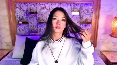 emily_dempsey online show from February 15, 7:10 pm