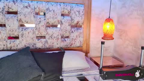 emily_dempsey online show from April 27, 7:34 pm