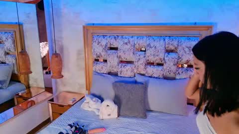 emily_dempsey online show from May 3, 7:20 pm