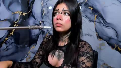 emily_evol online show from January 7, 11:34 am