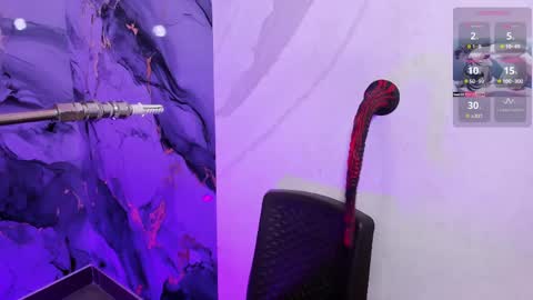 Snapshot of emily_evol chatting on April 18, 11:58 am emily_evol online show from April 18, 11:58 am