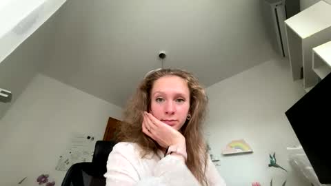 Snapshot of emily_in_parisss chatting on October 1, 2:23 pm Emily online show from October 1, 2:23 pm