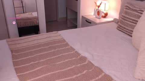 Juliana online show from September 18, 10:23 pm