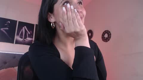 E M I L Y  online show from October 14, 4:19 pm