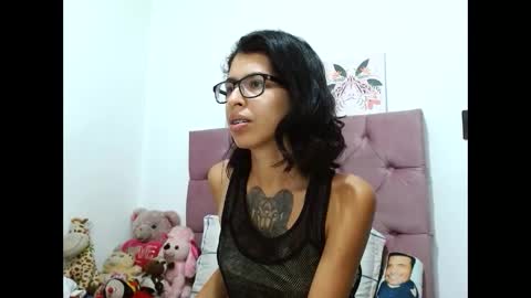 Emily online show from January 4, 11:27 pm