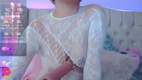 Emi online show from February 20, 6:19 pm