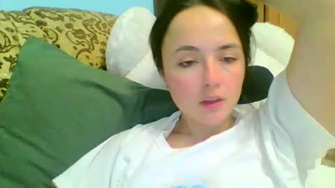 emily_morning_dew online show from December 22, 3:11 pm