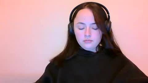 emily_morning_dew online show from January 24, 4:49 pm