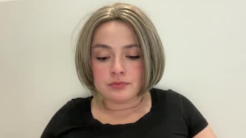 emily_morning_dew online show from April 30, 3:29 pm