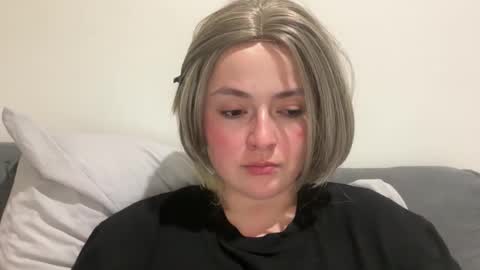 emily_morning_dew online show from May 11, 6:49 pm