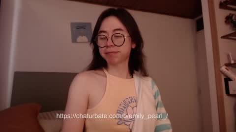 emily_pearl_ online show from February 6, 7:18 pm