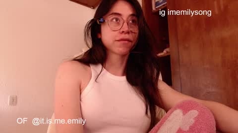 emily_pearl_ online show from February 11, 3:50 pm