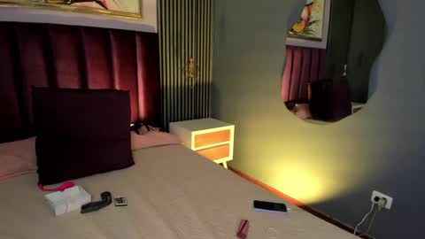Emily  online show from December 12, 2:37 am
