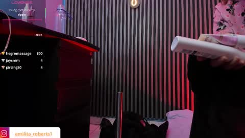 Emily  online show from November 3, 3:30 am