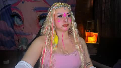 Snapshot of emily_salvatore chatting on September 25, 6:11 pm emily_salvatore online show from September 25, 6:11 pm