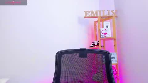 Emily online show from September 19, 10:49 am