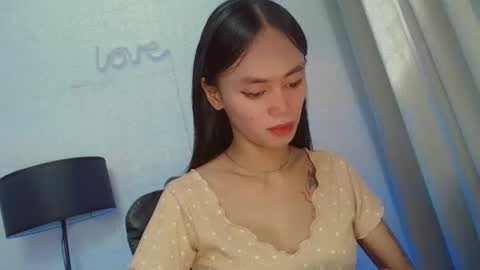 Snapshot of emily_sexyslut chatting on December 6, 6:26 am emily_sexyslut online show from December 6, 6:26 am